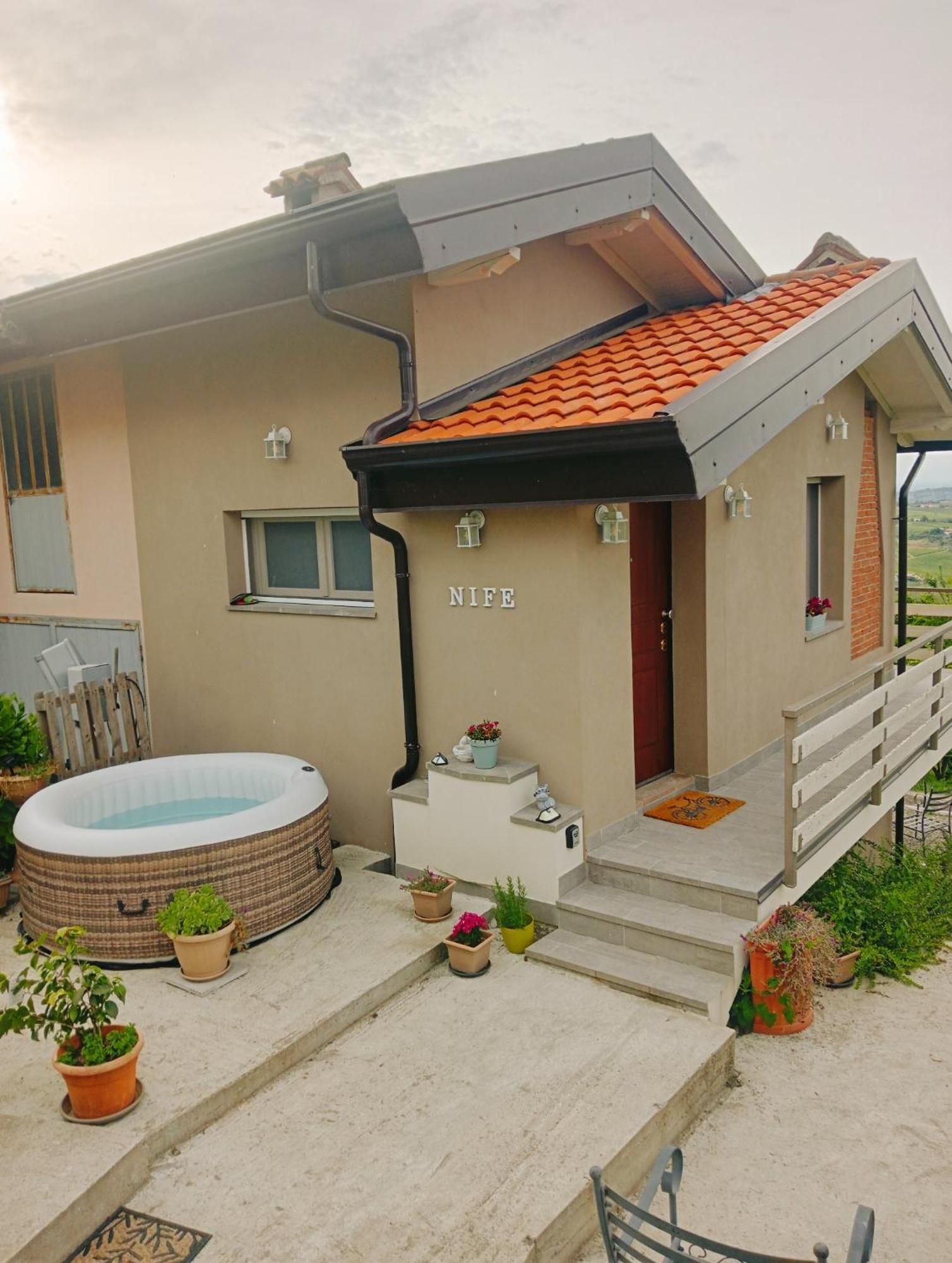Nife Tiny House - Secret Garden Villa Montalbo Eksteriør billede